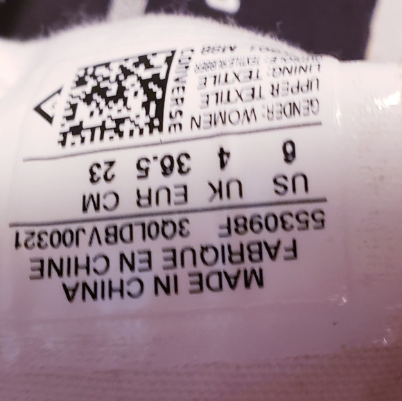 🌼🌺🌸basically new. Chucks❤️❤️ both EACH■■■■■ for sale SEPARATE 🛍🛍 - Picture 10 of 12